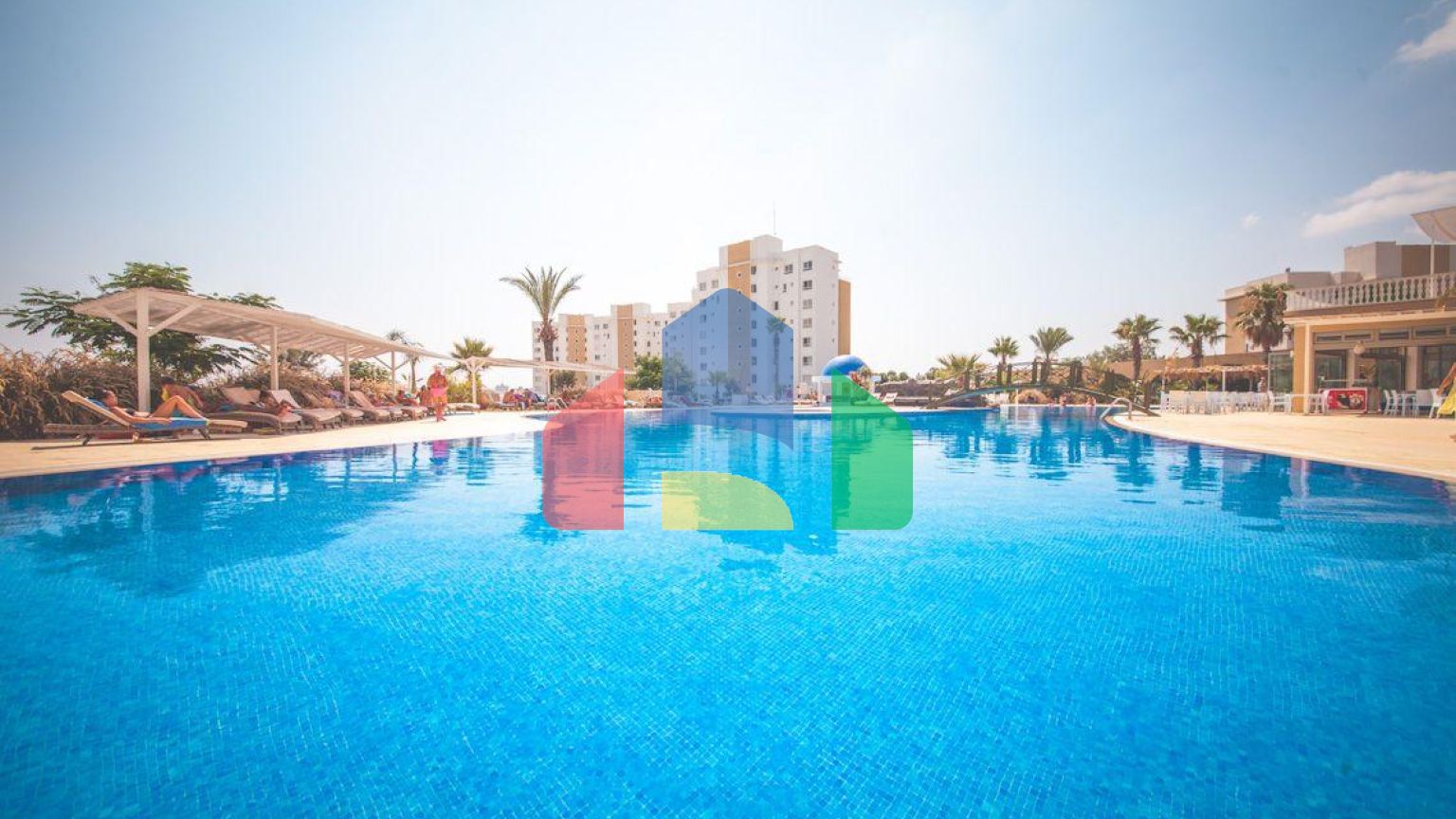 5-комнатный пентхаус 198 м2 + 40м2 терраса в СПА - комплексе в 600 метрах от песчаного пляжа