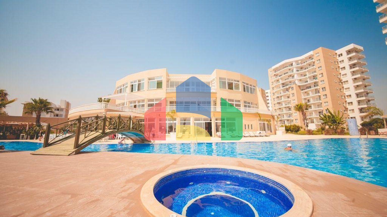 5-комнатный пентхаус 198 м2 + 40м2 терраса в СПА - комплексе в 600 метрах от песчаного пляжа