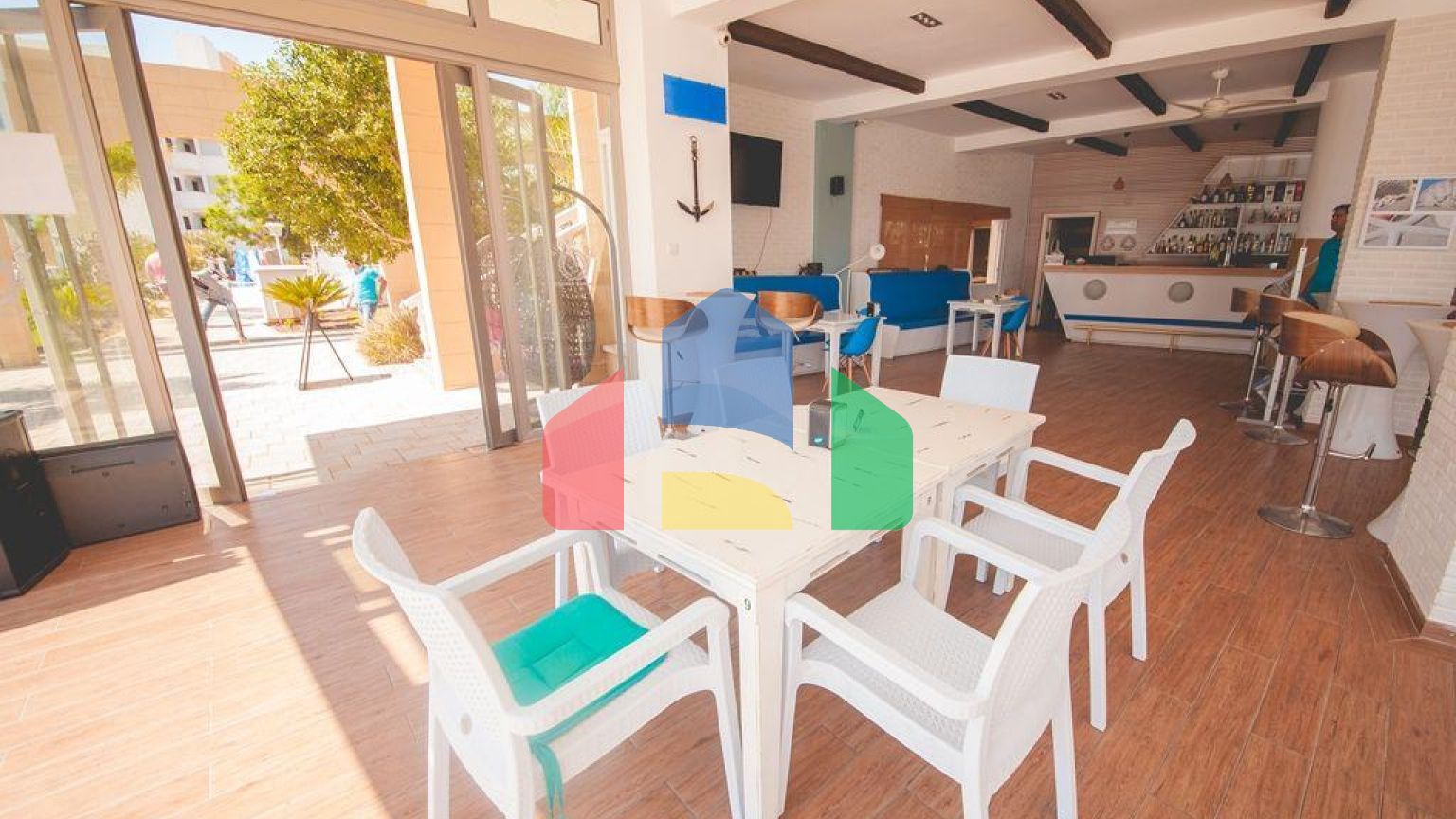 5-комнатный пентхаус 198 м2 + 40м2 терраса в СПА - комплексе в 600 метрах от песчаного пляжа