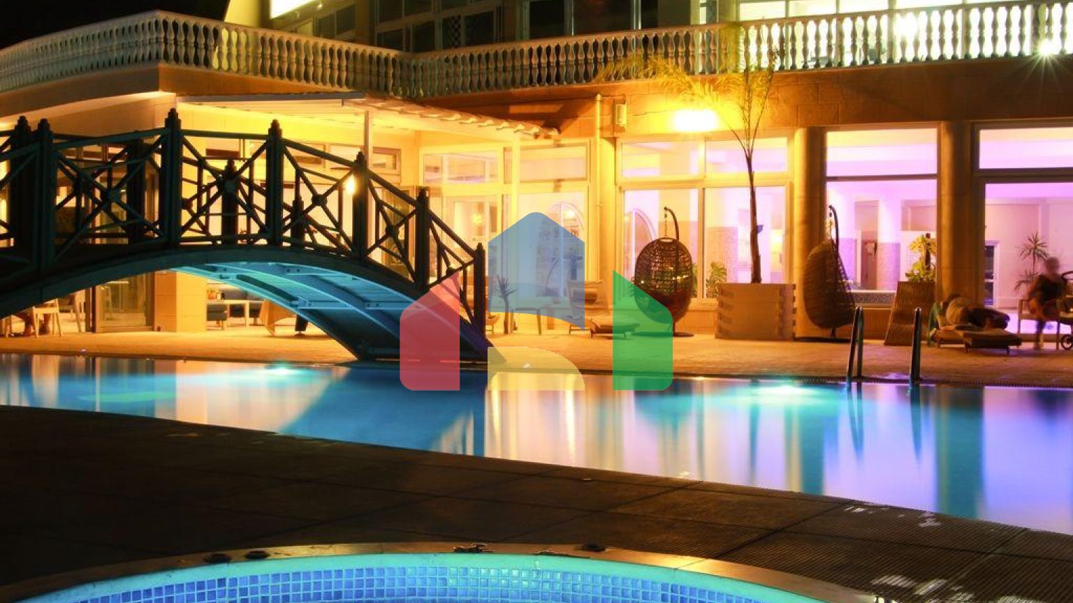 5-комнатный пентхаус 198 м2 + 40м2 терраса в СПА - комплексе в 600 метрах от песчаного пляжа