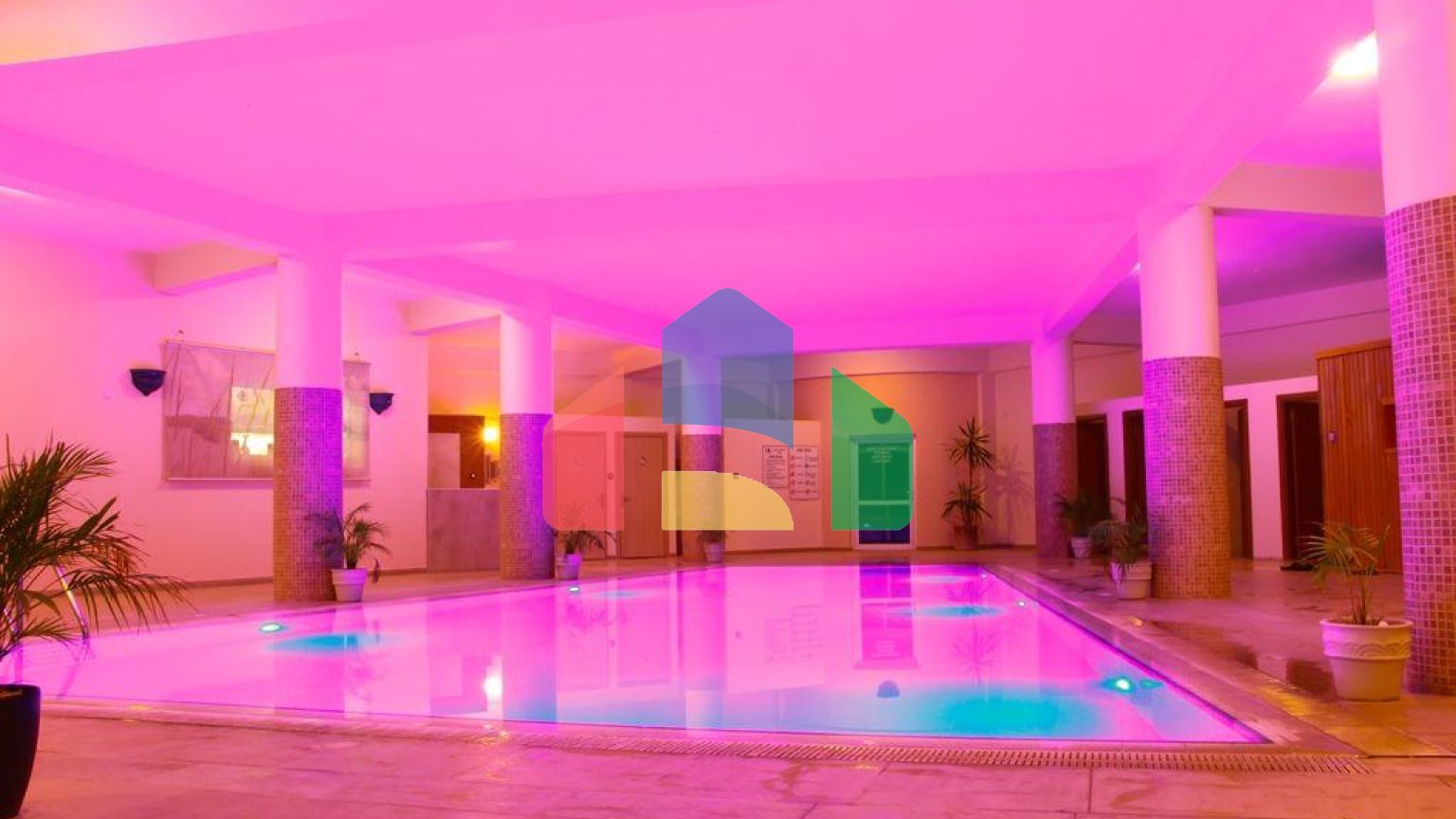 5-комнатный пентхаус 198 м2 + 40м2 терраса в СПА - комплексе в 600 метрах от песчаного пляжа