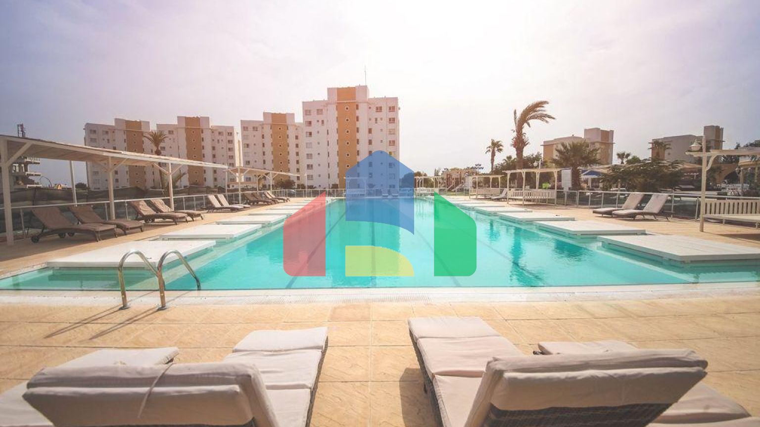 5-комнатный пентхаус 198 м2 + 40м2 терраса в СПА - комплексе в 600 метрах от песчаного пляжа