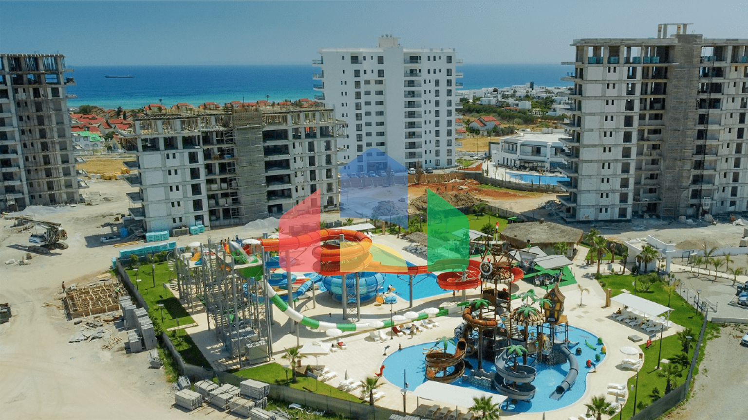 Студия 51 м2 в 300 метрах от песчаного пляжа