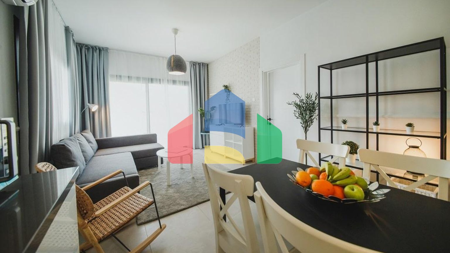 2-комнатные апартаменты 63 м2 в 300 метрах от песчаного пляжа