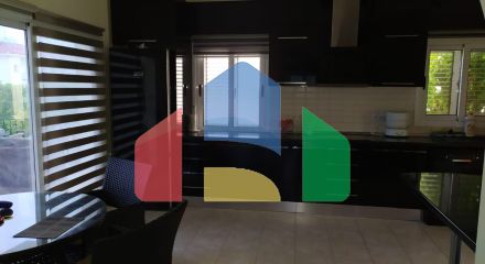 Готовая 4-комнатная вилла 224 м2 с бассейном в 5 минутах от моря 