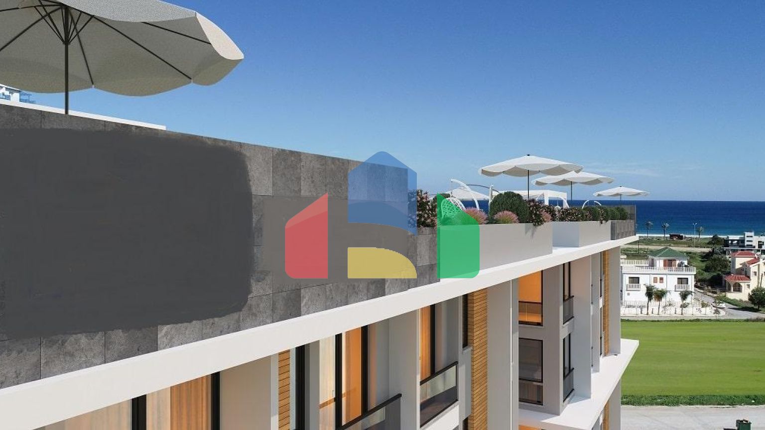 3-комнатные апартаменты 80 м2 в 600 метрах от песчаного пляжа