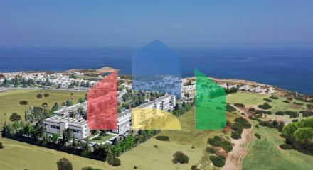 5-комнатный таунхаус 277 м2 + 560 м2 участок земли в комплексе с частным пляжем