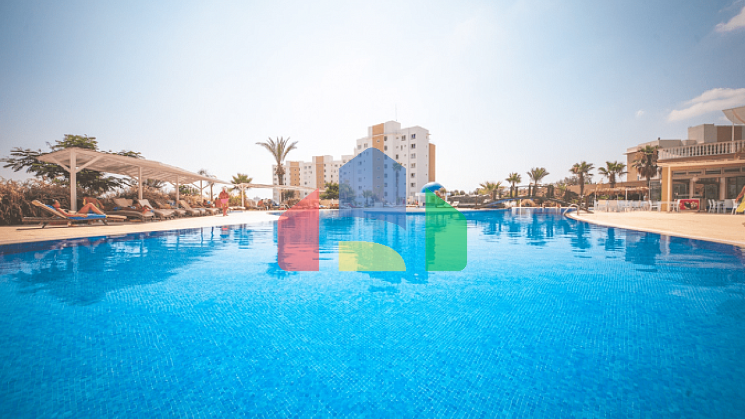 2-комнатные апартаменты 60 м2 в 600 метрах от пляжа 