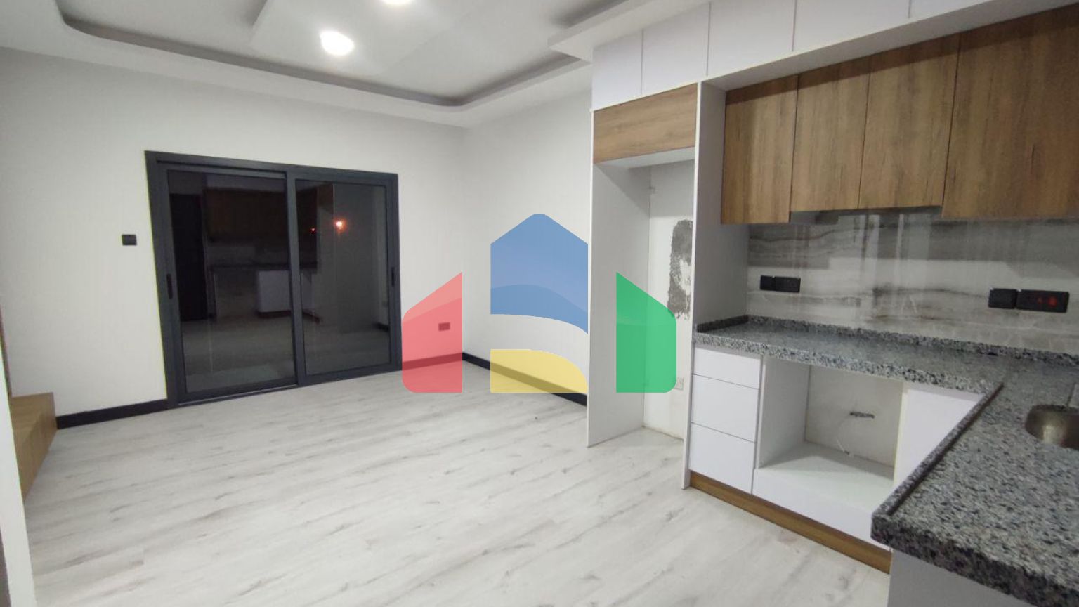 Квартира 2+1 (75 м2 ) в 800 метрах от песчаного пляжа в Йенибоазичи