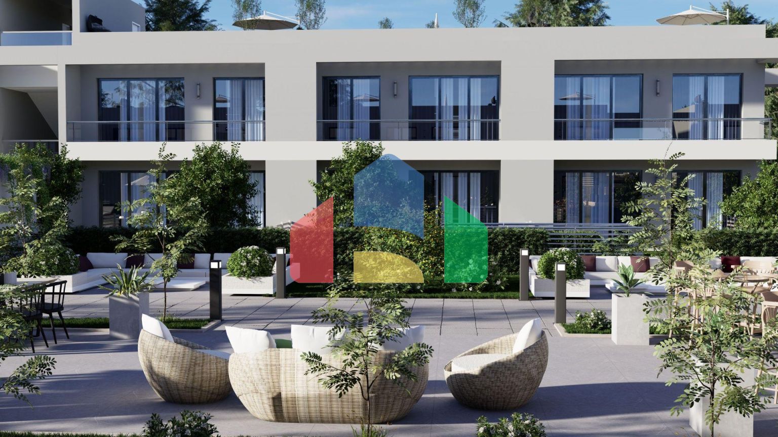 Студия 52 м2 с палисадником в 5 минутах от пляжа