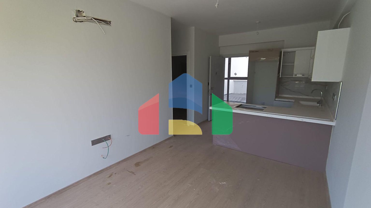 Квартира 1+1 (67 м2) в 800 метрах от моря в Фамагусте