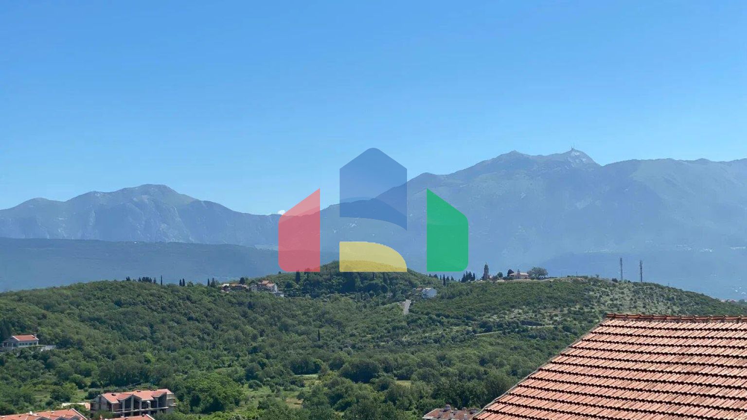 Новый дом в поселке Радовичи