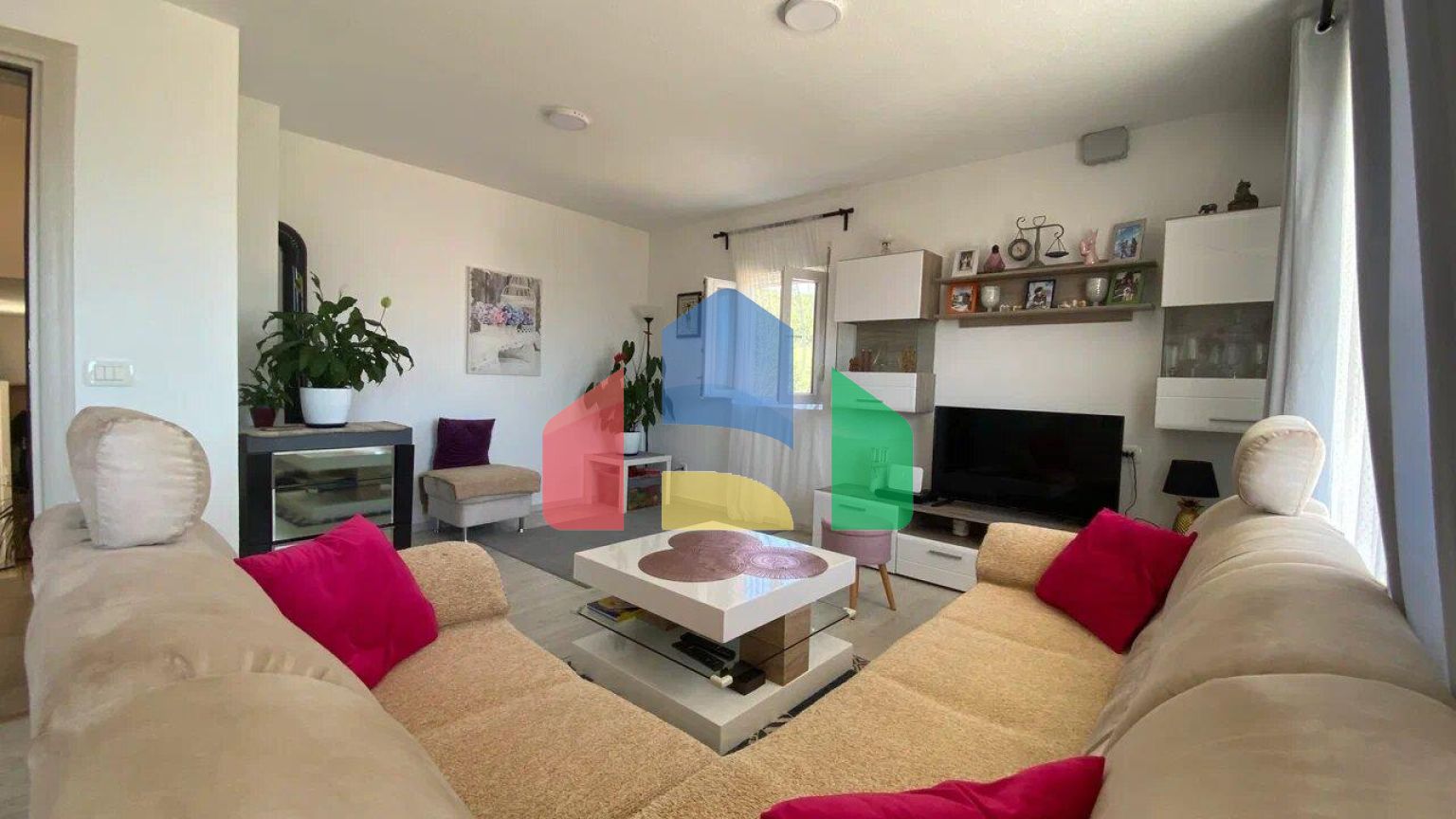 Новый дом в поселке Радовичи