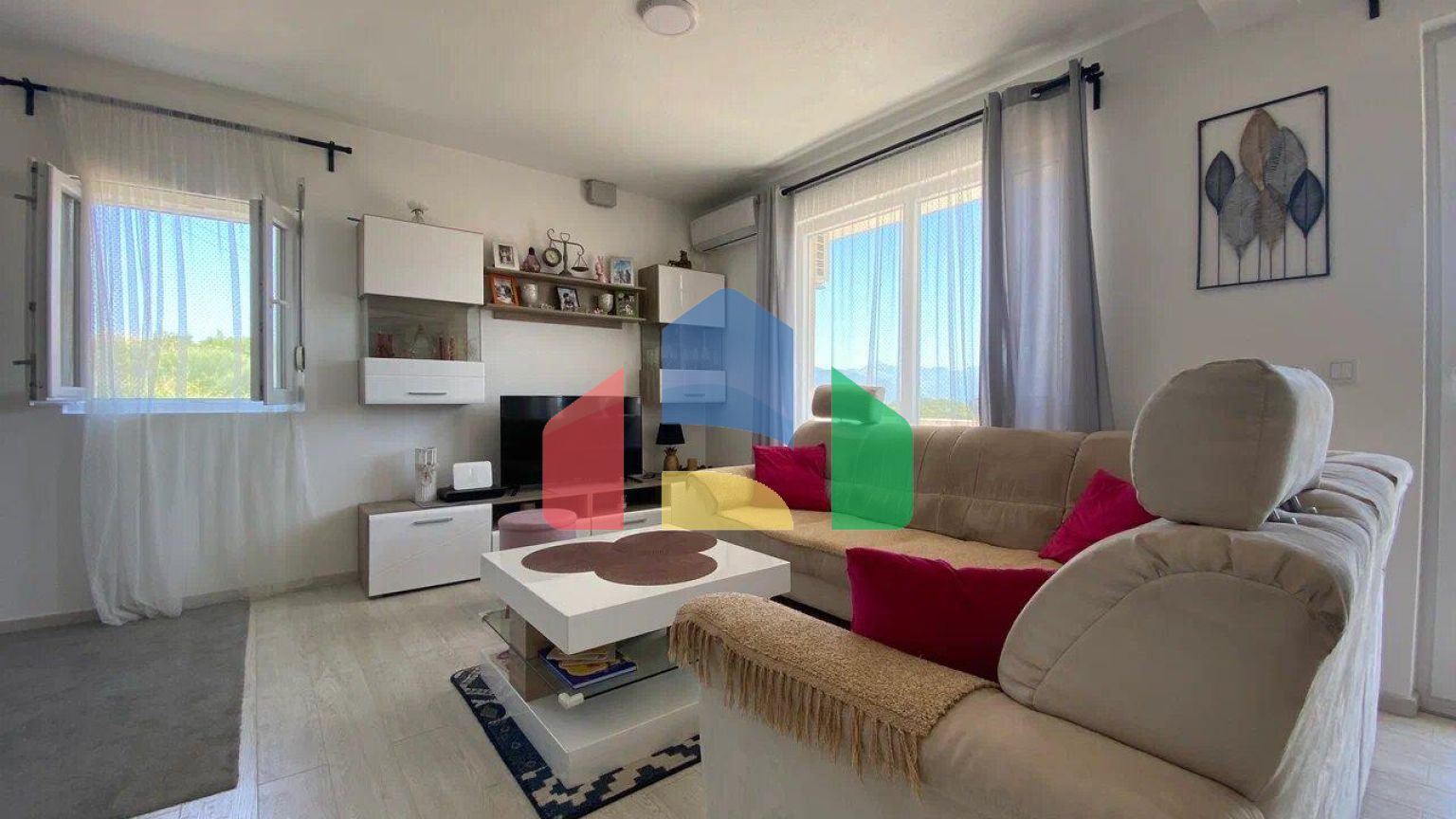 Новый дом в поселке Радовичи