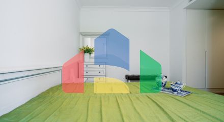 Прекрасная квартира с собственным двориком расположена в районе Centrale, Луштица Бэй