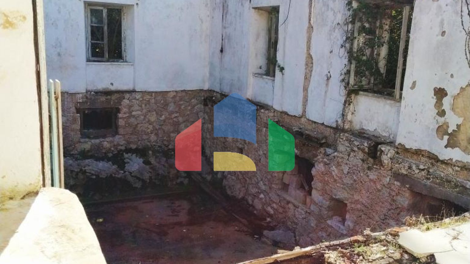 Имение на Скадарском озере