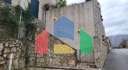 Просторная квартира на первом этаже с отдельным входом и частным бассейном в Костанице