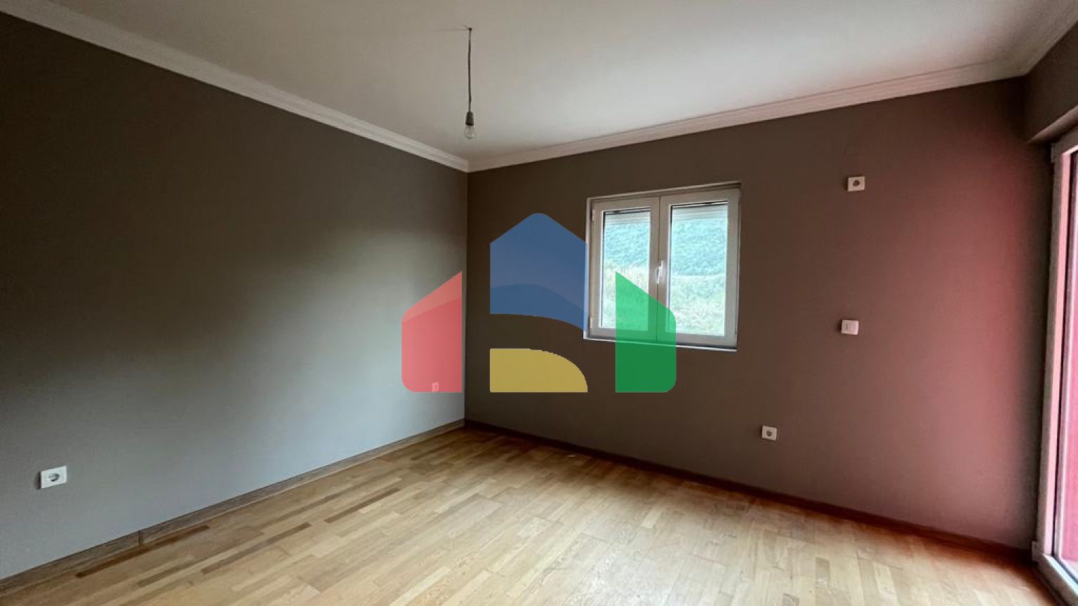 Новые недорогие квартиры  с 2 спальнями в закрытом комплексе с бассейном