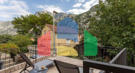 Продаётся дом в Шкаляри, Которский залив!