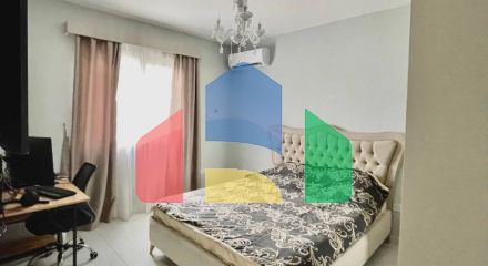 Квартира   3 спальнями, Искала, Лонг Бич