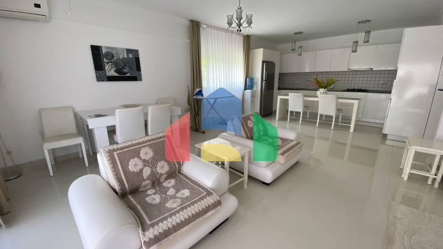 Вилла в малоэтажном комплексе Цезарь бич. Искеле. Боаз.