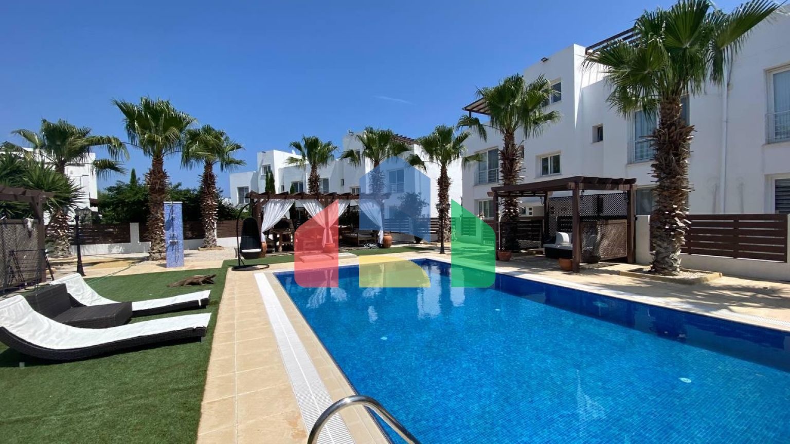 Вилла в малоэтажном комплексе Цезарь бич. Искеле. Боаз.