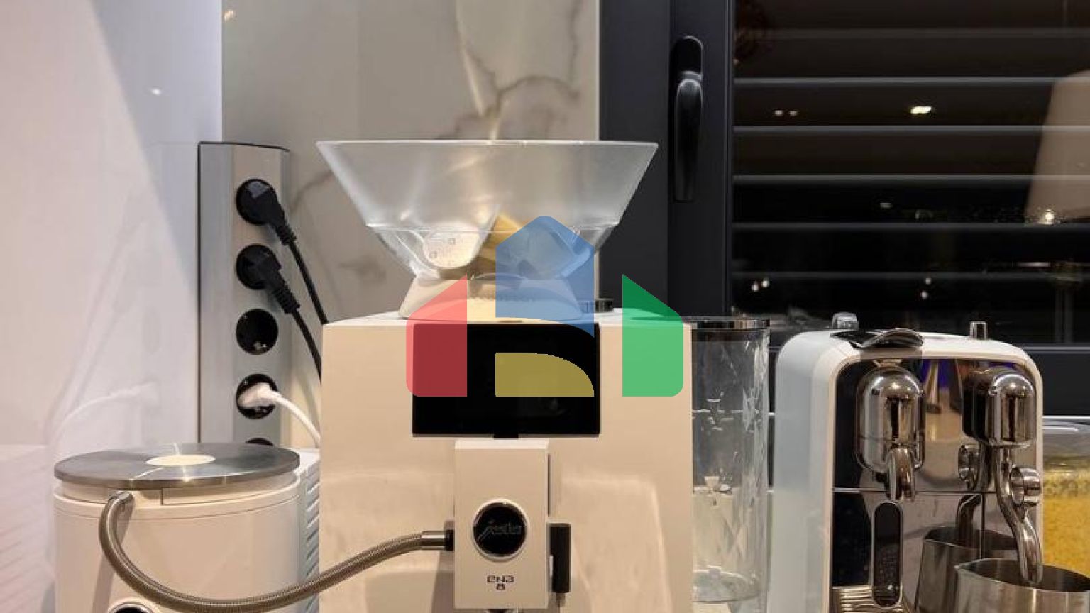 Продажа! Вилла Цезарь бич, Искеле. Боаз