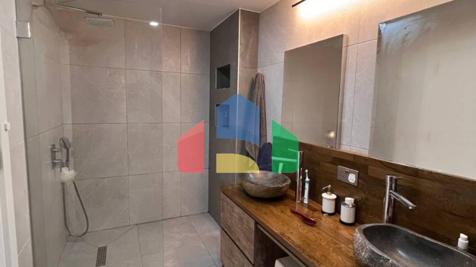 Продажа! Вилла Цезарь бич, Искеле. Боаз