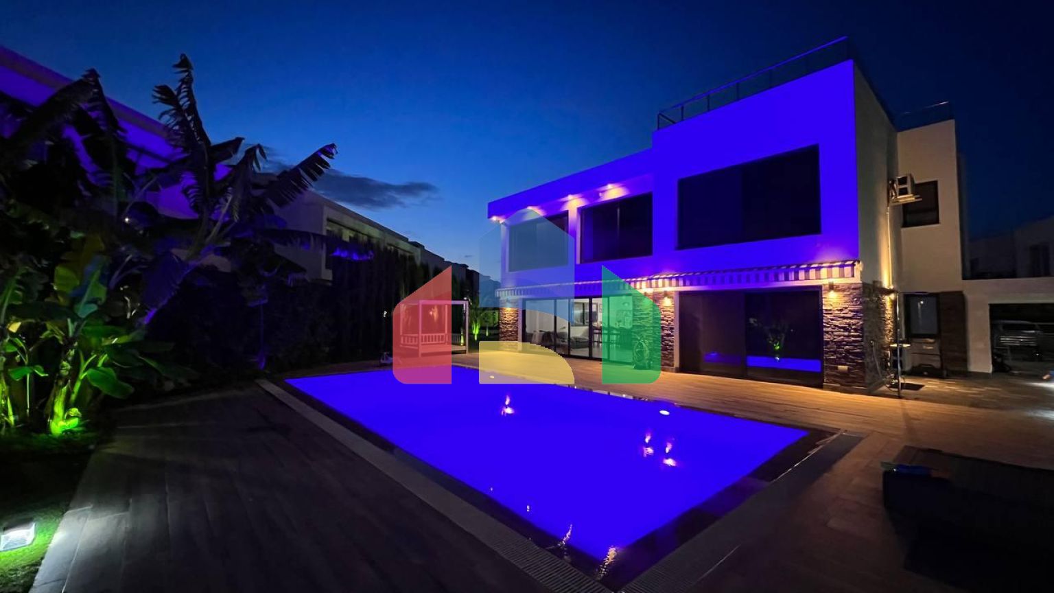 Продажа! Вилла Цезарь бич, Искеле. Боаз