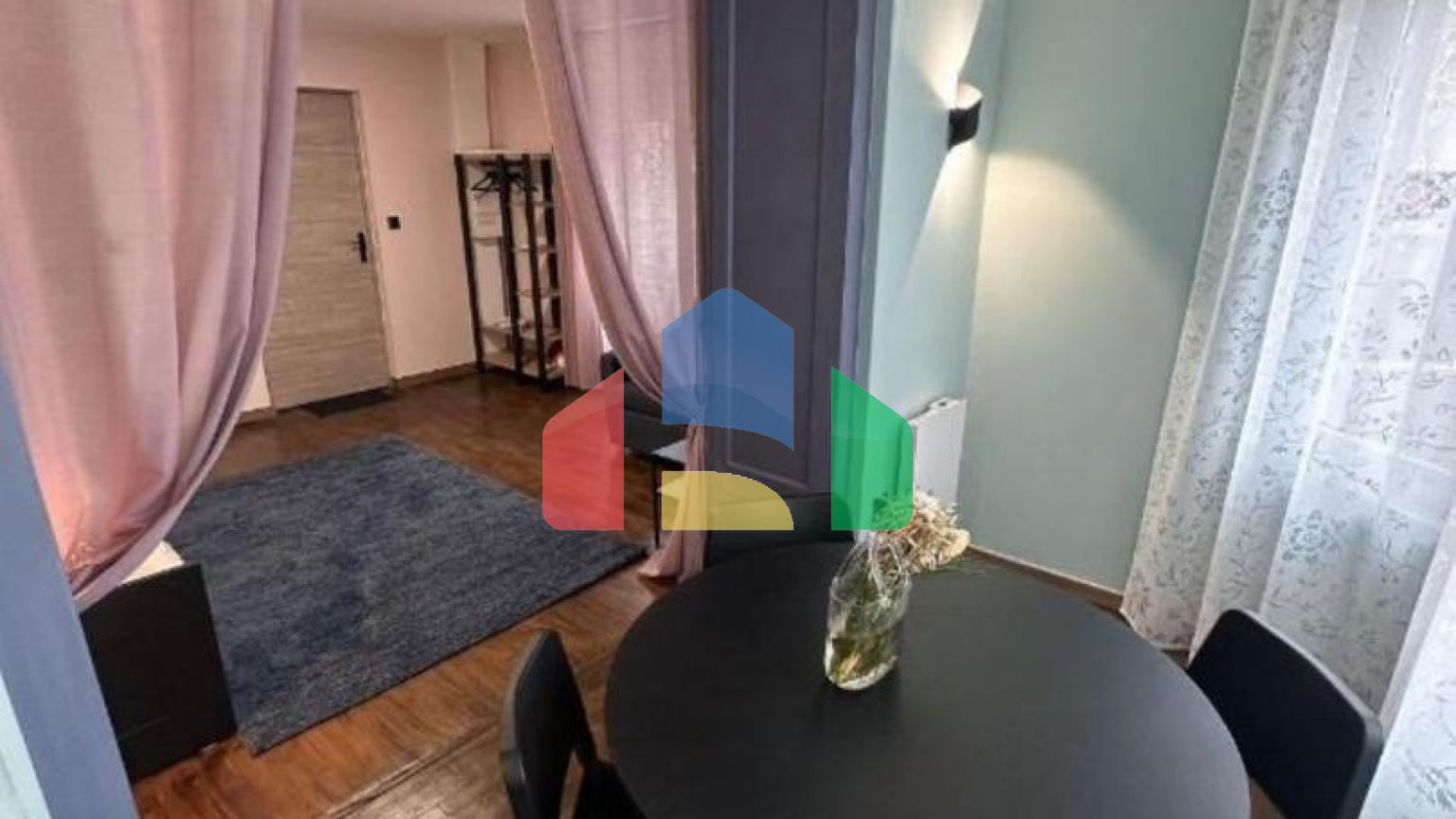 Доходный действующий мини-отель во Франции, Бургундия