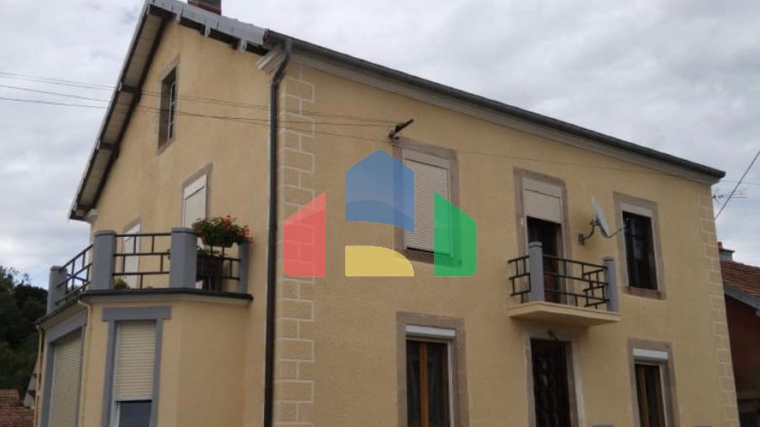 Доходный действующий мини-отель во Франции, Бургундия