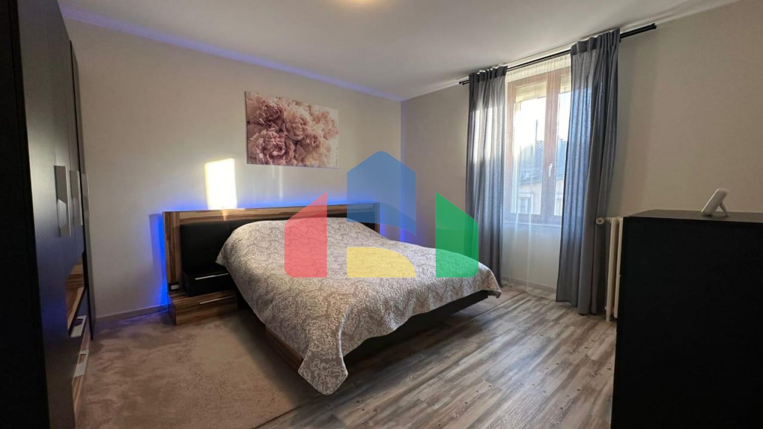 Доходный действующий мини-отель во Франции, Бургундия Доходный действующий мини-отель во Франции, Бургундия