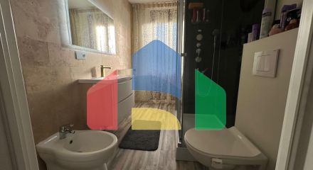 Доходный действующий мини-отель во Франции, Бургундия Доходный действующий мини-отель во Франции, Бургундия