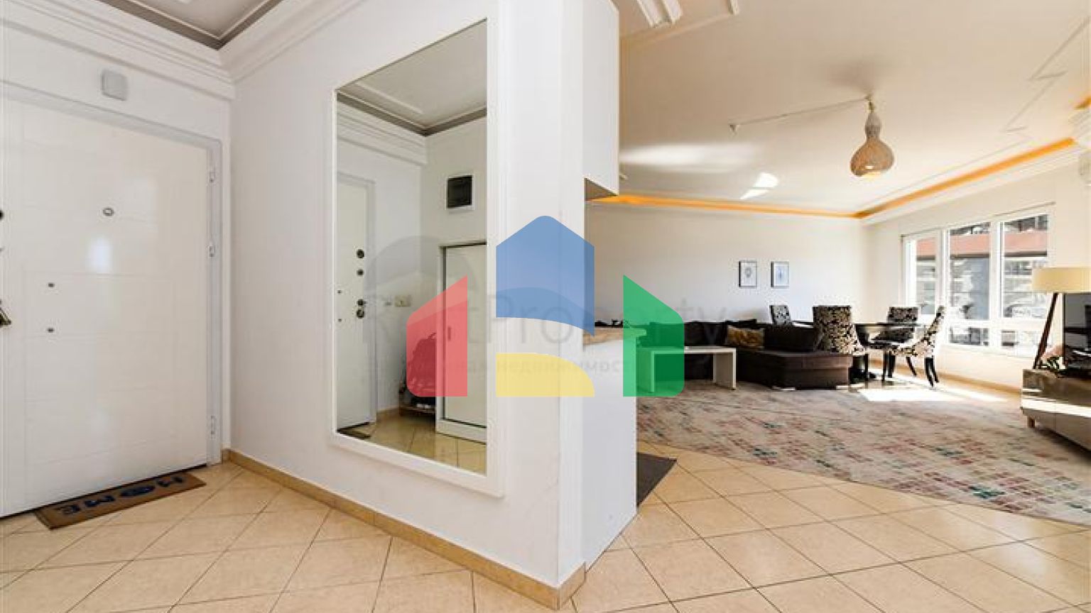 Велика квартира 2 + 1 з захоплюючим видом на місто