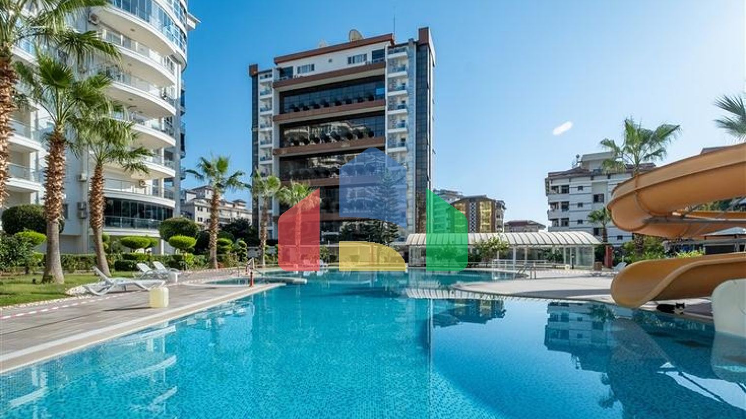 Велика квартира 2 + 1 з захоплюючим видом на місто