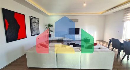 Простора квартира планування 3 + 1 в районі Джікджіллі