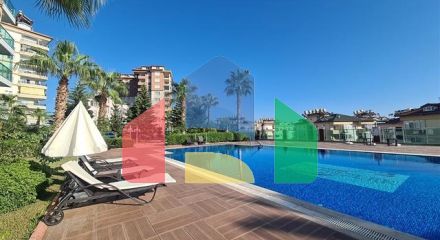 Простора квартира планування 3 + 1 в районі Джікджіллі