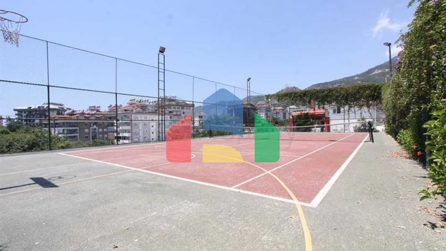 Квартира плануванням 2+1 в центральному районі Аланії-Джікджіллі