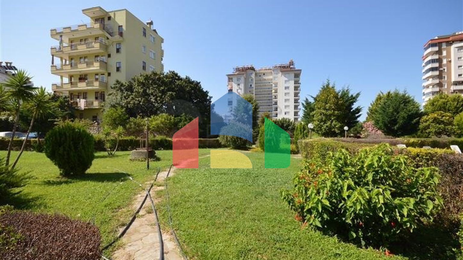 Квартира 2 + 1 з приголомшливими видовими характеристиками