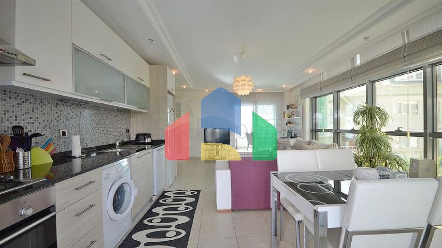 Затишна мебльована квартира 2 + 1 з розкішною інфраструктурою в одному з кращих комплексів Аланії