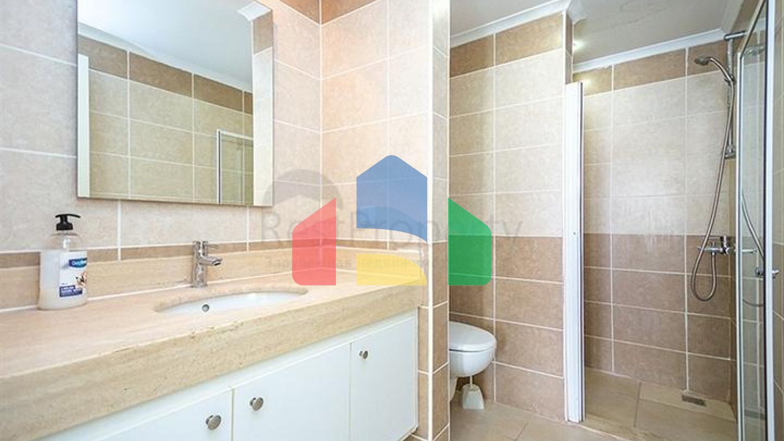 Простора квартира 2+1 в доглянутому комплексі в районі Джікджіллі-комфорт і зручність для життя