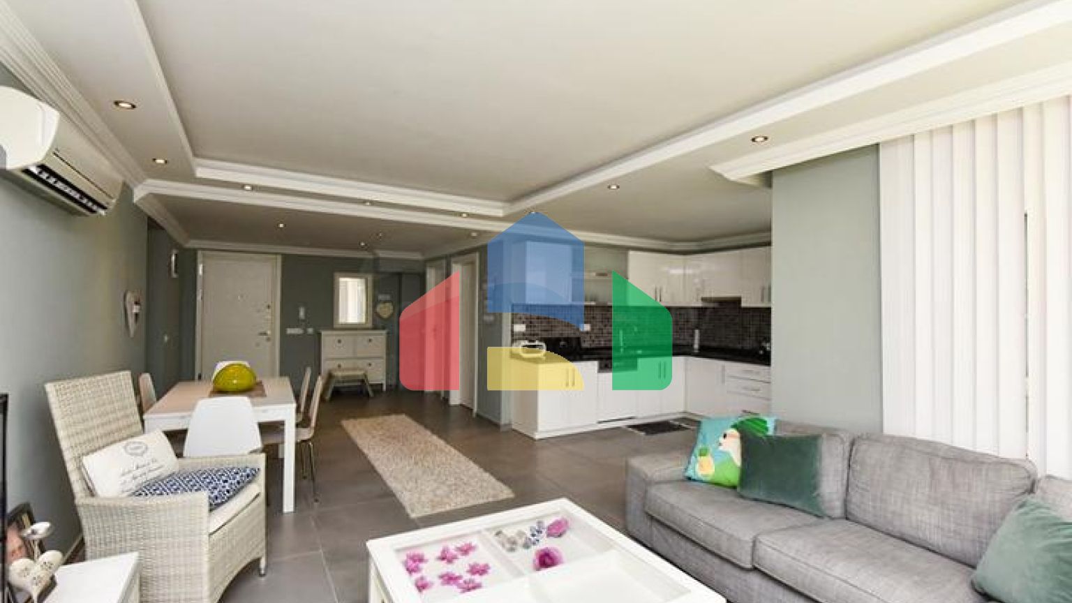 Апартаменты 3+1 в Джикджилли