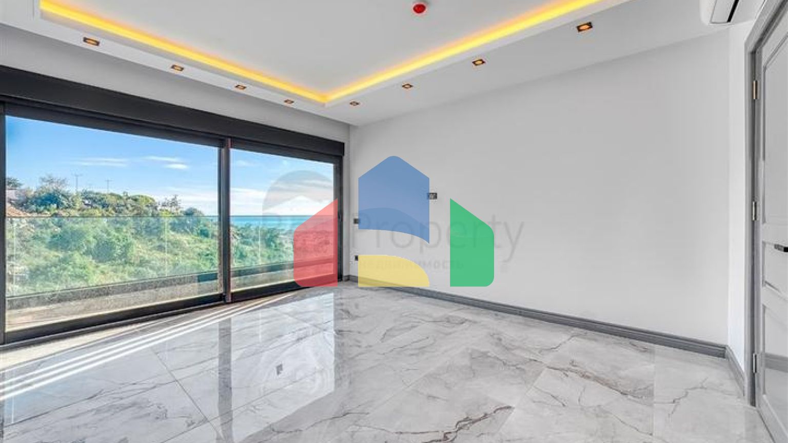 Современная роскошная вилла в центре Джикджилли с панорамным видом на море