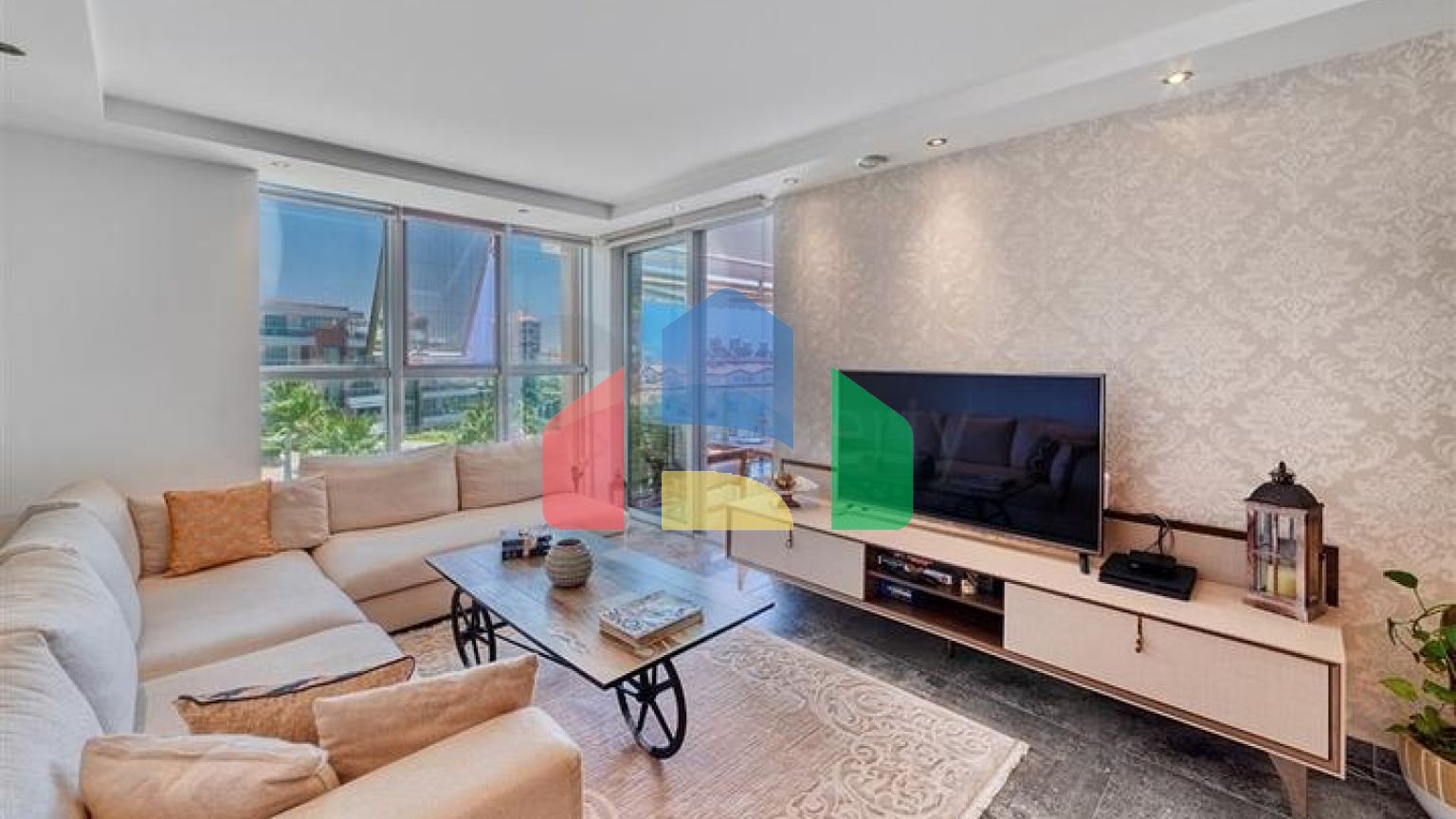 Мебльована квартира плануванням 2 + 1 під ВНЖ в районі Джікджіллі