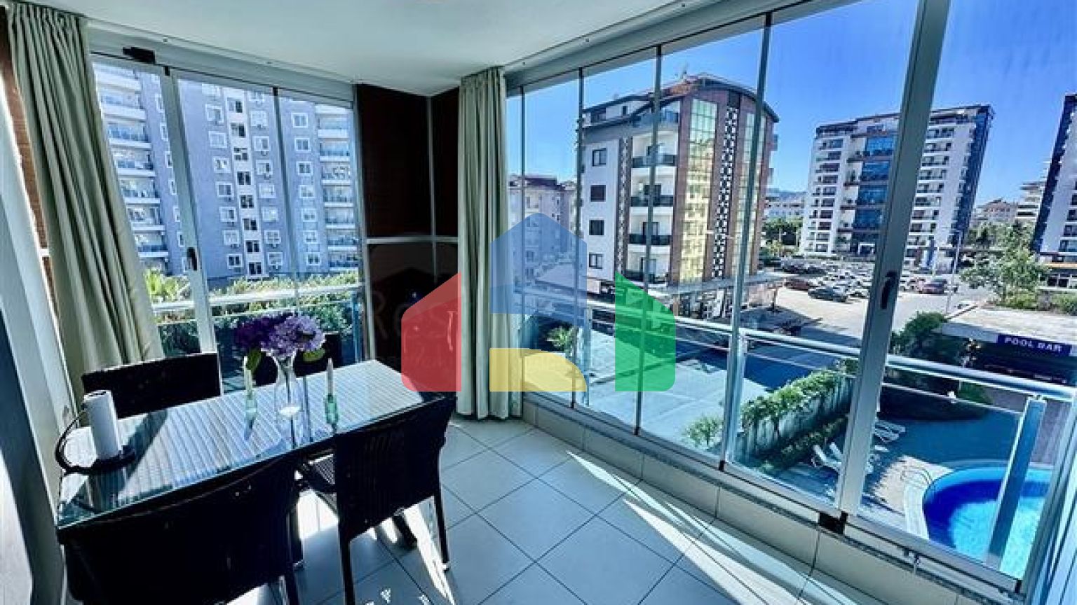 Затишна квартира 1 + 1 в житловому комплексі з багатою інфраструктурою