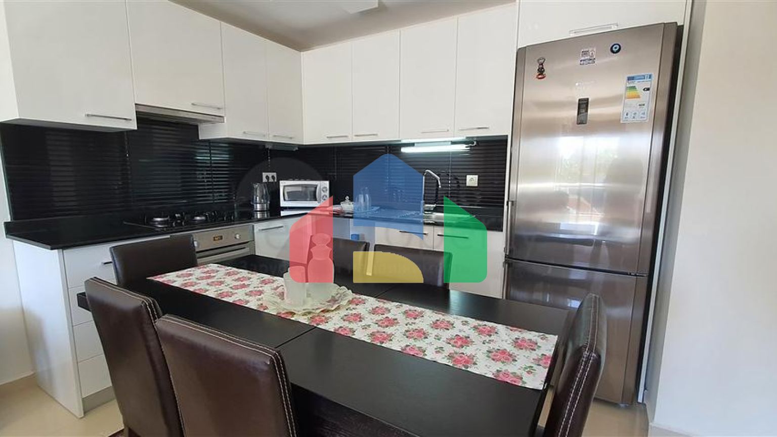 Простора квартира 1 + 1 в районі Джікджіллі