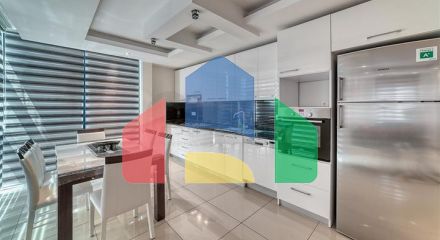 Простора квартира 2 + 1 поруч з ТЦ Аланіум