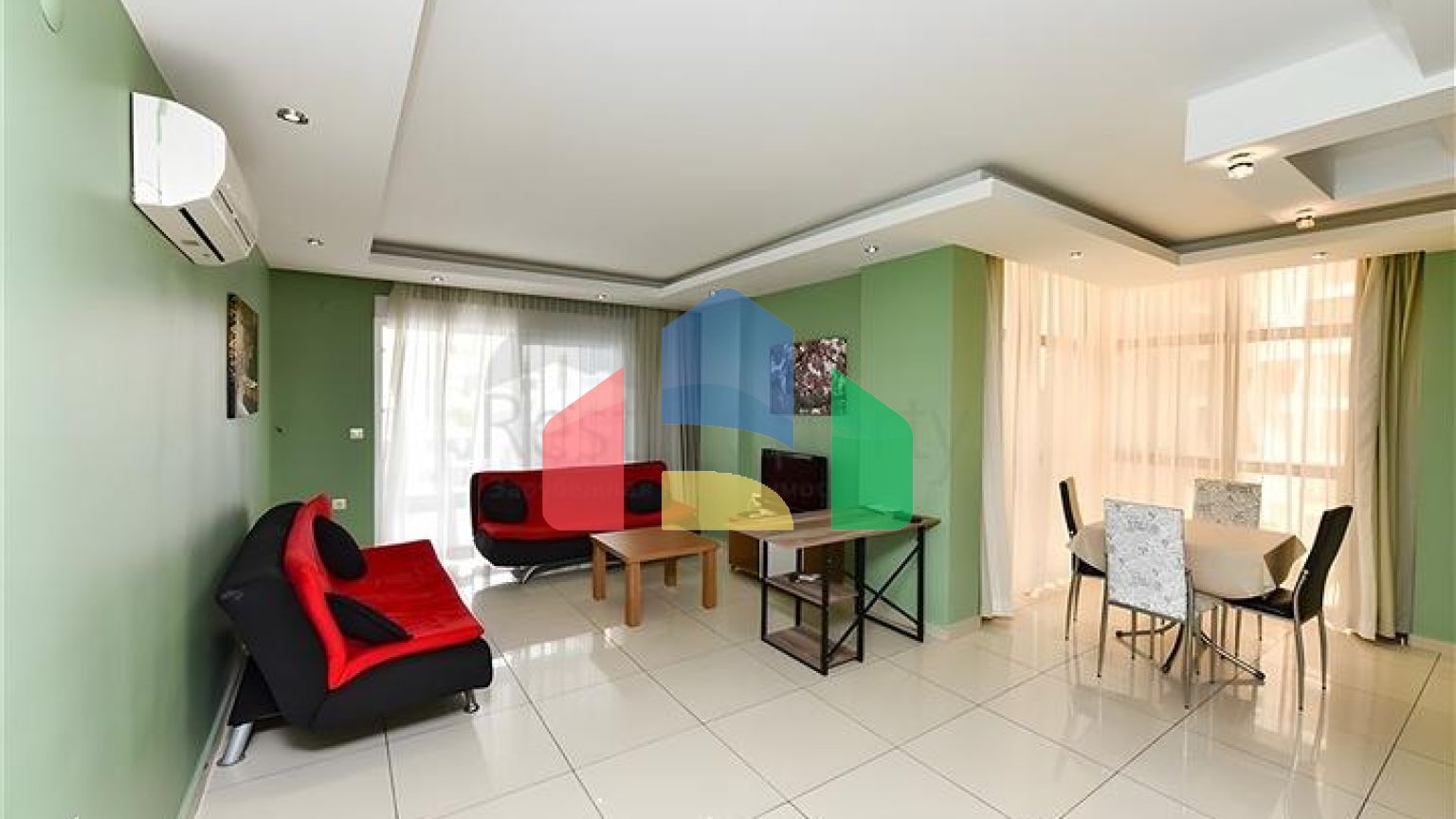 Простора квартира 1 + 1 в районі Джікджіллі