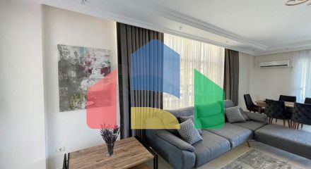 Простора квартира 2+1 в центральному районі Аланії