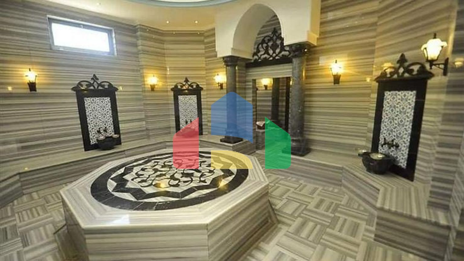 Простора квартира 2+1 в центральному районі Аланії